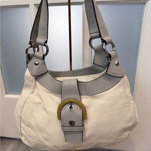 Coach Vintage Lynn SoHo Leather Cream/White and Gray Boho Shoulder Bag